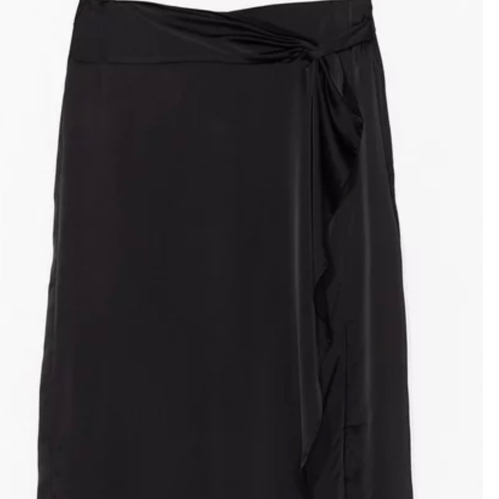 Black satin drape skirt NWT